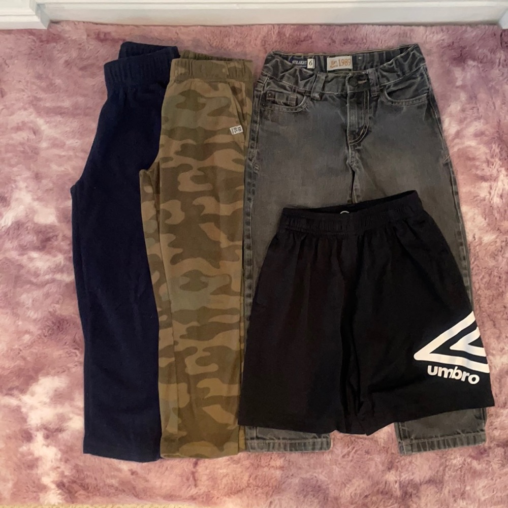 ⭐️lot of boys bottoms⭐️